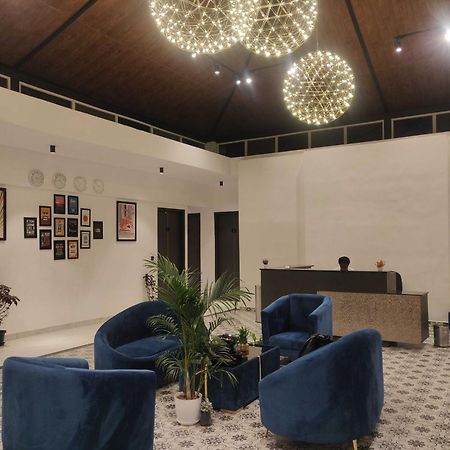Super Townhouse Shivamogga Formerly Karthik Bhavan Exteriör bild