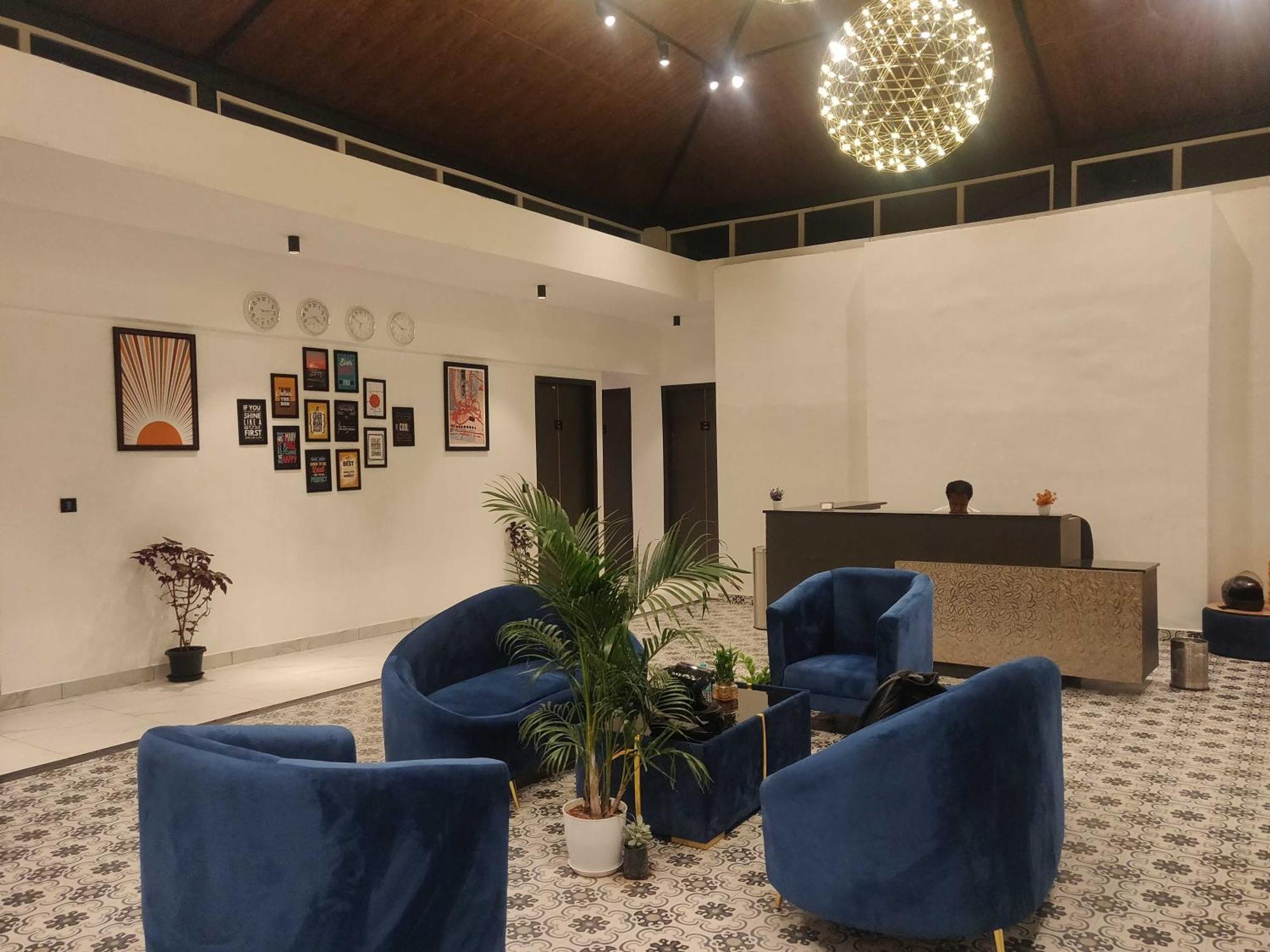 Super Townhouse Shivamogga Formerly Karthik Bhavan Exteriör bild